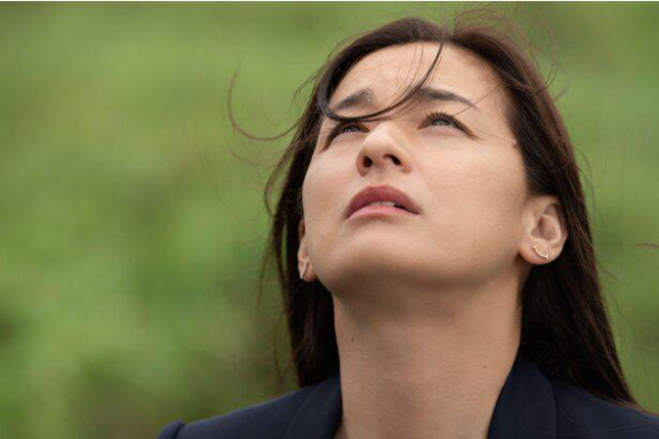 尾野真千子、幅広い役を体現して培われた類い稀なる演技力で物語に“深み”＜すべて忘れてしまうから＞(WEBザテレビジョン)