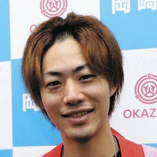 東海オンエアてつや、峯岸みなみとのヨーロッパ旅行をツイッター報告「神休み、最高の新婚旅行でした」(中日スポーツ)