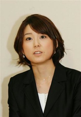 “Ｗ不倫疑惑”秋元アナ、出演見合わせ　一昨年報じられた相手と同一人物（夕刊フジ）