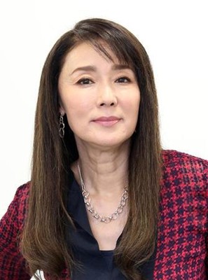 浅野ゆう子が昨年末に結婚していた！「お互いこの年齢で…とも思いましたが」（サンケイスポーツ）