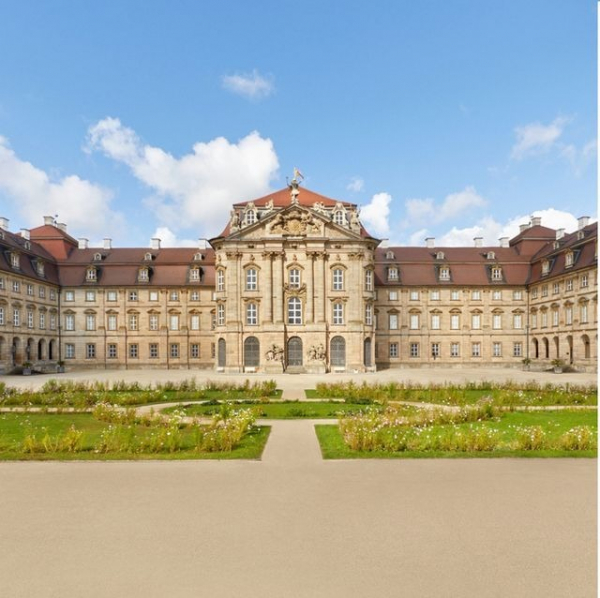 Netflixドラマ『皇妃エリザベート』の舞台となった城に、Airbnbで宿泊しよう！(ELLE DIGITAL)