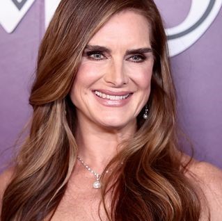 20歳での「バージン公表」をブルック・シールズが後悔した理由(コスモポリタン)