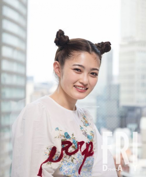 太眉を剃って美に目覚めた井上咲楽がハマッた「サウナ活動」(FRIDAY)