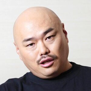 クロちゃんがキスした美人歯科衛生士・リサ、“彼女候補”１位の「水ダウ」オフショットに「可愛い」の声(スポーツ報知)