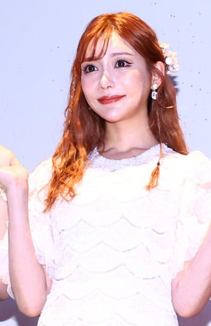 明日香キララいじり炎上のYouTuberちくわ「やり過ぎた内容でした」謝罪し動画は非公開に(日刊スポーツ)