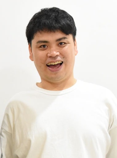 ななまがり初瀬、わんわんにゃんにゃんの日に結婚(お笑いナタリー)