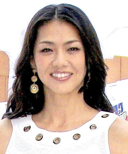 「美男美女の代表」前田典子、年上イケメン夫と「もうすぐ銀婚式」の夫婦ショット「憧れでお似合い」の声(スポーツ報知)