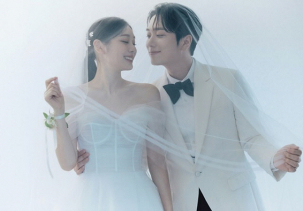 キム・ヨナ、プレゼンターとしてMAMA AWARDS出席へ…夫はパフォーマーとして出演(朝鮮日報日本語版)