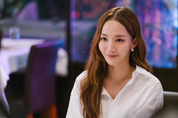 「2人のイケメンから同時に愛される！？」妻たちの妄想を掻き立てる韓国ドラマ「月水金火木土」(webマガジン mi-mollet)