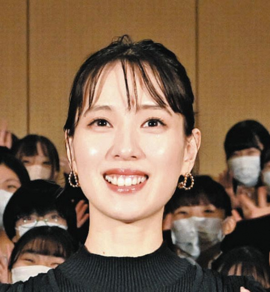 戸田恵梨香が第1子妊娠を報告「このたび、新しい命を授かりました」(中日スポーツ)