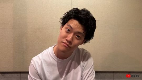 「競馬とかしたことないよ」　霜降り明星・粗品、短髪になりキャラ変(ねとらぼ)