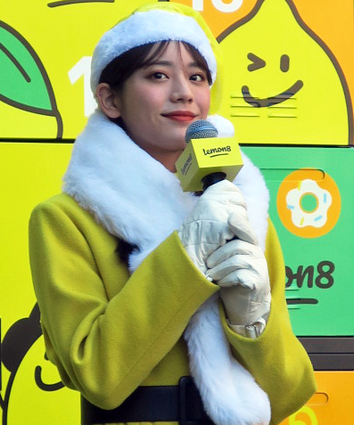 貴島明日香イエローサンタ姿　ABEMAドラマ出て「結婚観変化した１年、夫婦って心強い存在」(日刊スポーツ)