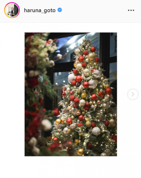 後藤晴菜アナ、三竿健斗との結婚式写真を公開、結婚１年「家族３人で過ごす初めてのクリスマス」(日刊スポーツ)