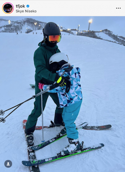 ディーン・フジオカ「Happy new year 2023」スキー場で娘と遊ぶ写真も投稿(日刊スポーツ)