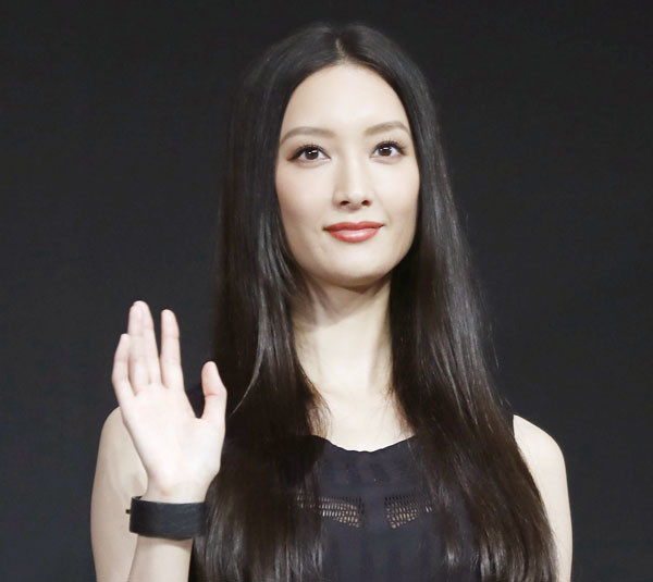 菜々緒「忍者に結婚は難しい」はアンジー&ブラピ“スパイ夫婦映画”彷彿…ツボ視聴者は誰？(日刊ゲンダイDIGITAL)