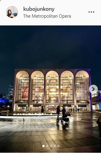 久保純子「『アイーダ』にお招きいただき」黒ドレス姿でオペラ観劇　正装に「素敵過ぎ」など絶賛(日刊スポーツ)