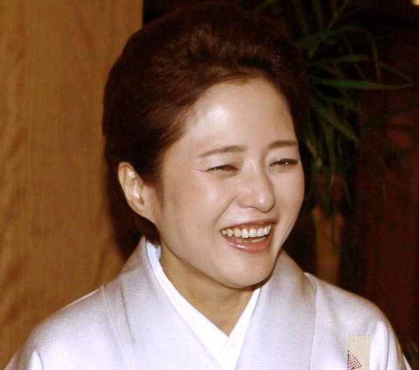三田寛子が不倫を繰り返す夫・中村芝翫と離婚しない理由（池内ひろ美）(日刊ゲンダイDIGITAL)