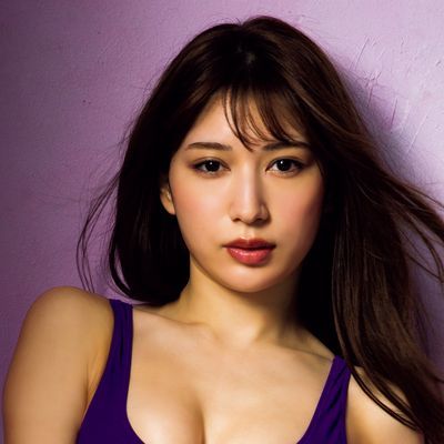 “美人すぎるラウンドガール”が磨き上げられた身体を披露！上戸彩が表紙の『FLASH』(QJWeb クイック・ジャパン ウェブ)