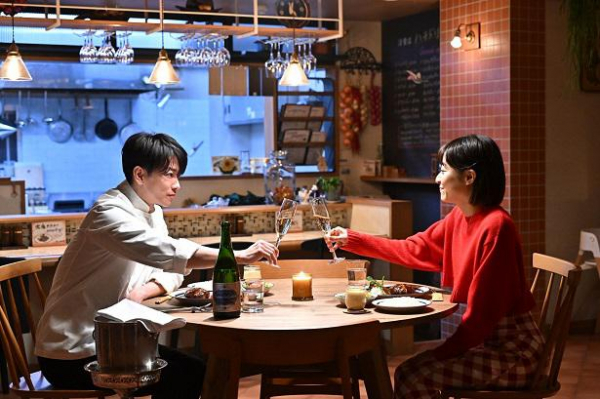 井上真央“悠依”と佐藤健“直木”が情熱的なキスを見せるも、切なくミステリアスな展開に＜100万回 言えばよかった＞(WEBザテレビジョン)