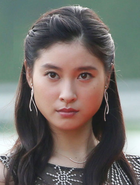 土屋太鳳のデキ婚報告は元カレへの“当て付け”？ 広瀬すず＆山﨑賢人の熱愛発覚と重なる時期(日刊ゲンダイDIGITAL)