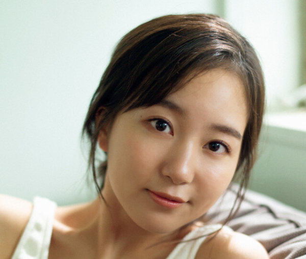 『にほんごであそぼ』の〝のはーな〟ちゃんこと南野巴那が初グラビアに挑戦！！(週プレNEWS)