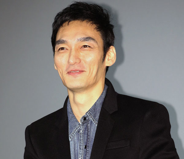 草彅剛は地上波ドラマで完全復活 解き放たれた「全裸飲酒」の過去と“辞めジャニの呪縛”(日刊ゲンダイDIGITAL)