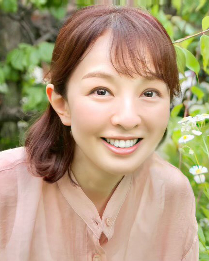 丸岡いずみ「ある意味人生『崖っぷち』の私にだからオファーが…」声優オーディション番組でMC(日刊スポーツ)