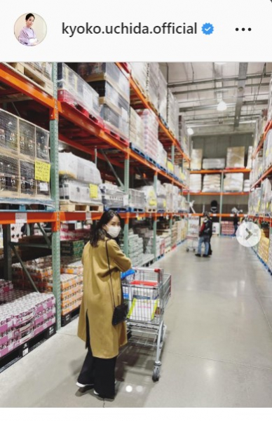 ２児の母内田恭子アナ「ボーイズがよく食べるから」大型スーパーで買いだめ　大きなカート押す姿(日刊スポーツ)
