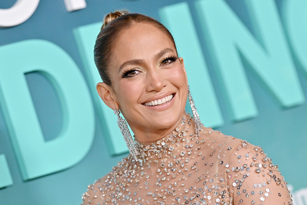 ジェニファー・ロペス主演のロマコメ映画ベスト11(映画.com)