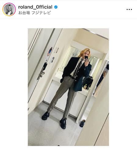 ＲＯＬＡＮＤ、「卒業式以来」の激レア制服ショットに「ただただ、かっこよ」「見惚れるばかりです」(スポーツ報知)