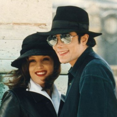 【エルヴィスの娘、リサ・マリー・プレスリー】4度の結婚と離婚…波乱万丈な54年の人生(婦人画報)