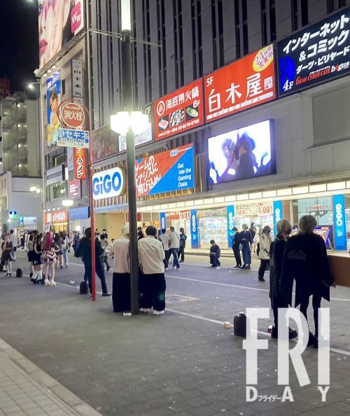 何回か無料で”行為”をして営業するセラピストも…都内だけで100店以上！飽和状態の女性用風俗の今(FRIDAY)