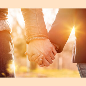 『夕暮れに、手をつなぐ』のヒロインは、なぜ古いと言われてしまうのか(VOCE)