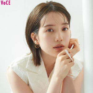 【弘中綾香】「結婚しても、アナウンサー弘中綾香は変わらない」アナウンサー歴10年目の胸中は？(VOCE)