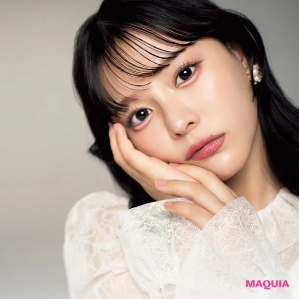 【齊藤なぎささん】まるでお人形、と話題騒然！ ぷっくりキラリな涙袋の作り方は？(MAQUIA　ONLINE)