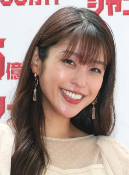 岡副麻希「大阪で仕事の時は車で送ってくれます」夫のレーシングドライバー蒲生尚弥のこだわり(日刊スポーツ)