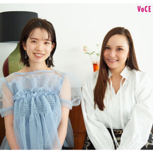 【弘中綾香】初めて恋愛＆結婚を語る！「居心地の良い声の持ち主がタイプ！？」【神崎メリさんとのコラボ対談・前編】(VOCE)
