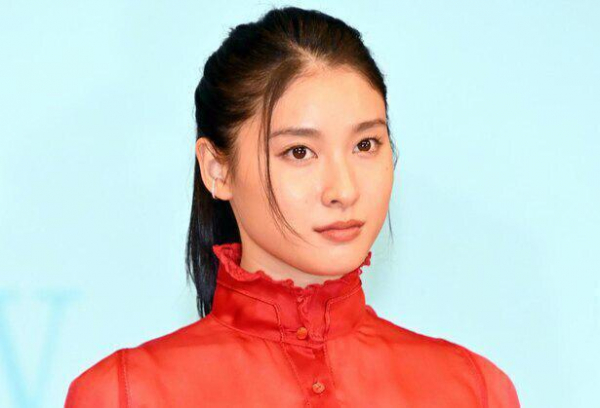 土屋太鳳、有村架純の腕に抱かれて甘える姿に「姉妹感」「大好きなのが伝わる」とファン悶絶(WEBザテレビジョン)