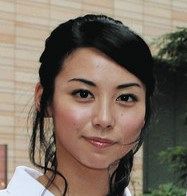 日本テレビ杉野真実アナが結婚 自筆の手紙で報告「雅印を押す時、手が震えてしまいました。。」(中日スポーツ)