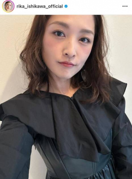 石川梨華、元プロ野球選手・野上亮磨氏との“結婚6周年”を報告「お寿司へ連れて行ってくれました」(E-TALENTBANK)