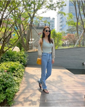 女優イ・ヨニ、「叔母の日常」公開…結婚後も初恋の美貌相変わらず(WoW!Korea)