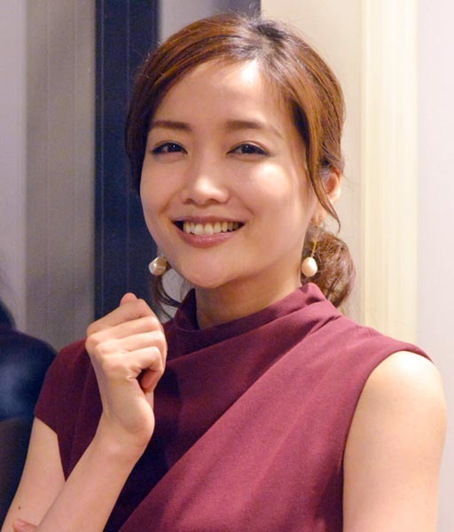 佐藤江梨子、MEGUMI、小池栄子は消えず健在…元イエローキャブ40代女優3人の現在地（桧山珠美）(日刊ゲンダイDIGITAL)