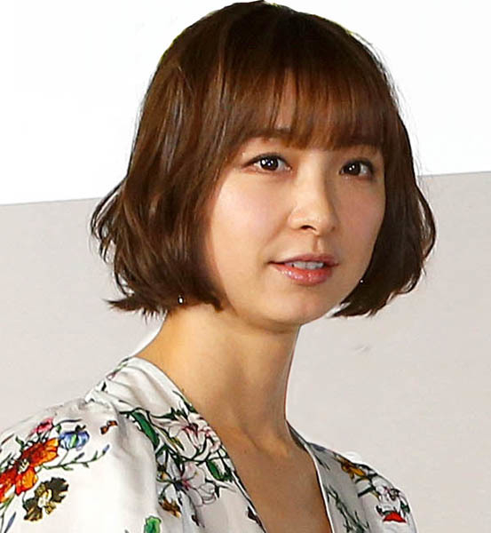 篠田麻里子との不倫疑惑で訴えられた起業家の今…貝になって“静観”したやんごとなき事情(日刊ゲンダイDIGITAL)