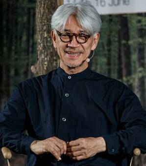 「大学生で結婚、でもうまくいかなかった」「山下達郎君らとの出会い」坂本龍一さんが振り返った「新しい時代が始まった瞬間」(現代ビジネス)