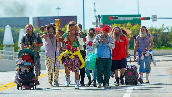 酔え、酔ったままでいろ!――「ビーチ・バム まじめに不真面目」【コラム/スクリーンに詩を見つけたら】(映画.com)