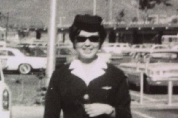 同期入社だった作家・安部譲二が「私にだけラブレターをくれなかった」理由【力道山未亡人~元日航CA・田中敬子の数奇な半生~#20】(NEWSポストセブン)