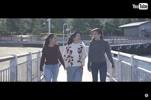 早見優、美人な2人娘とMVで親子共演 「素敵なママとお嬢さん」「歌も映像もうっとり」(ねとらぼ)