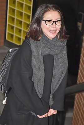 キョンキョン、男喰い本性　前事務所社長からも一目置かれるオヤジキラー（夕刊フジ）