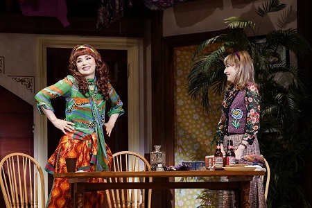 大地真央と花總まりの豪華コンビが名作コメディで熱演(チケットぴあ)