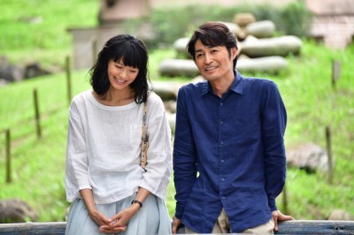 榮倉奈々、ワニに喰われて死す!?『家に帰ると妻が必ず死んだふりをしています。』 特報がおもしろぶっ飛んでる！（Movie Walker）